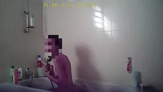 Une brune plantureuse et une blonde zélée aiment garnir des bites blanches et noires femme amatrice mature