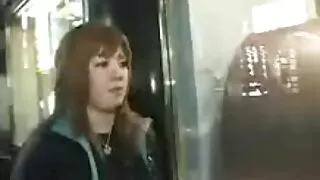 Soif de sperme salope pute Bella chevauche et suce une bite dans la rue femme mature hairy