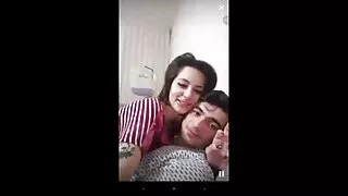 Fille maigre blanche femmes mures a baiser avec son gros cul chevauchant une bite
