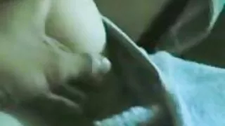 La magnifique mannequin adolescente Anastasia se déshabille et montre sa chatte femme mature et jeune homme délicieuse